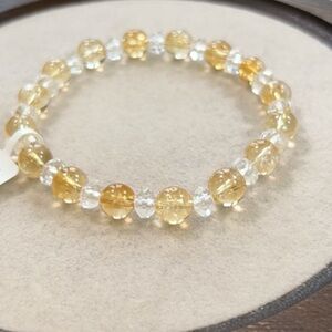 Elegant Gold and Clear Beaded Bracelet